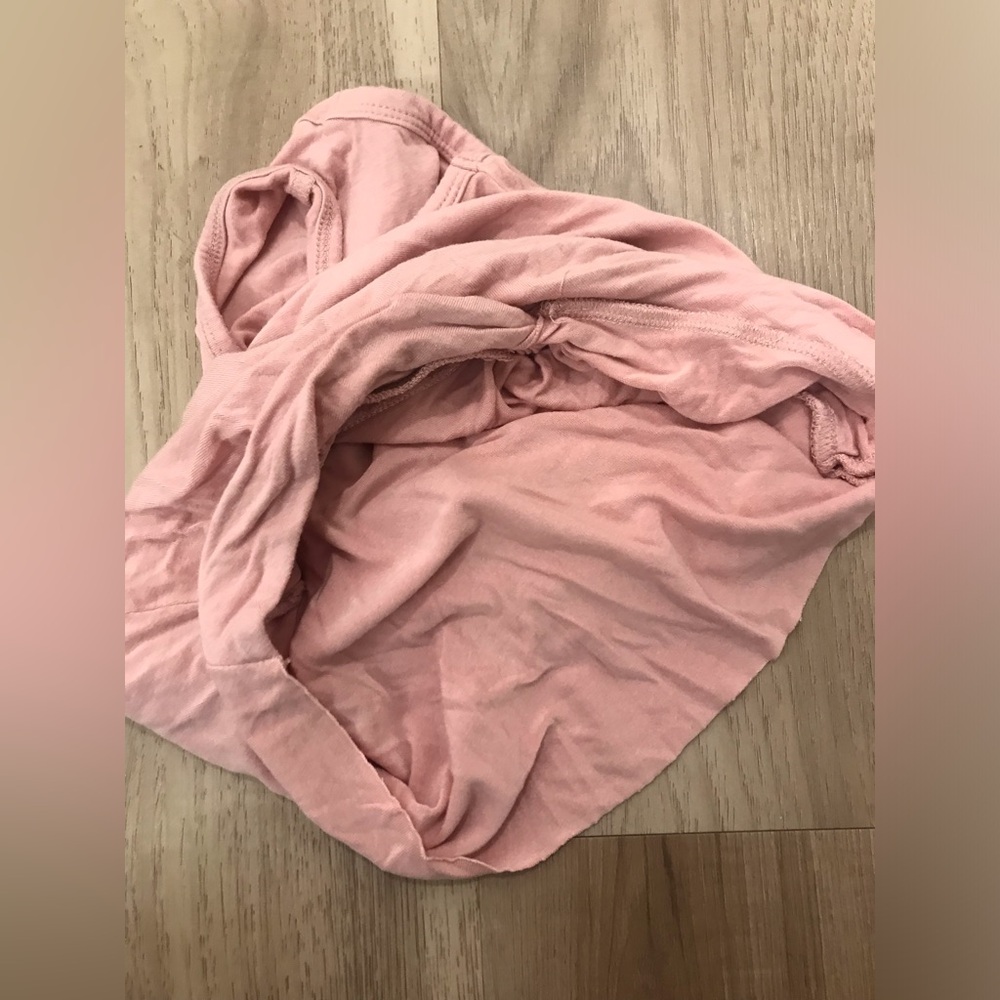 Alo yoga cover tank *Read* - Picture 11 of 11